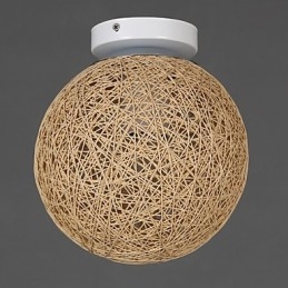 La caña forma una bola de cáñamo, moda creativa y para absorber la luz de la cúpula.