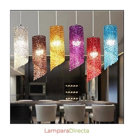Lámparas creativas de un solo cabezal cilíndricas redondas y largas de aluminio. Lámparas creativas de un solo cabezal cilíndricas redondas y largas de aluminio.