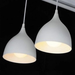 Lámpara colgante minimalista moderna con bombilla