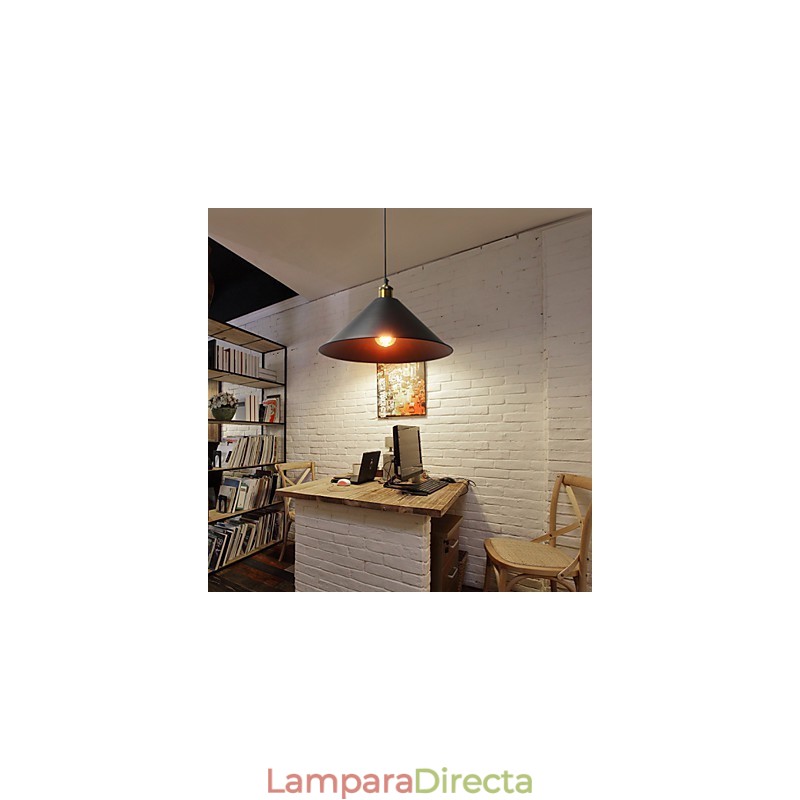 Lámpara colgante de metal de Country Designers