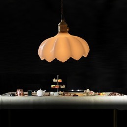 Lámpara colgante de cristal con iluminación retro