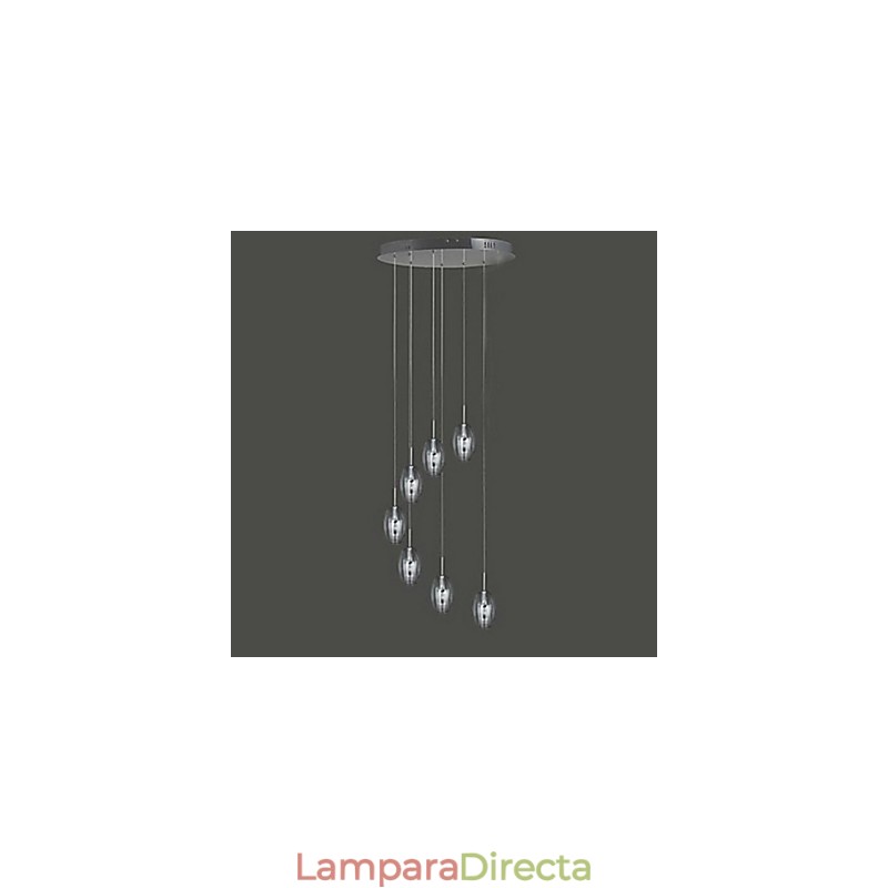Lámpara colgante moderna, contemporánea, tradicional, clásica, de metal cromado.