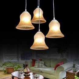 Lámpara colgante blanca de cuatro luces con pantalla de cristal dorado a mano, estilo retro europeo clásico.
