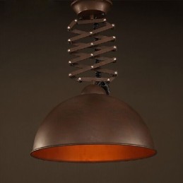 Lámpara de araña flexible de hierro forjado negro con pantalla de tapa para cafetería industrial.