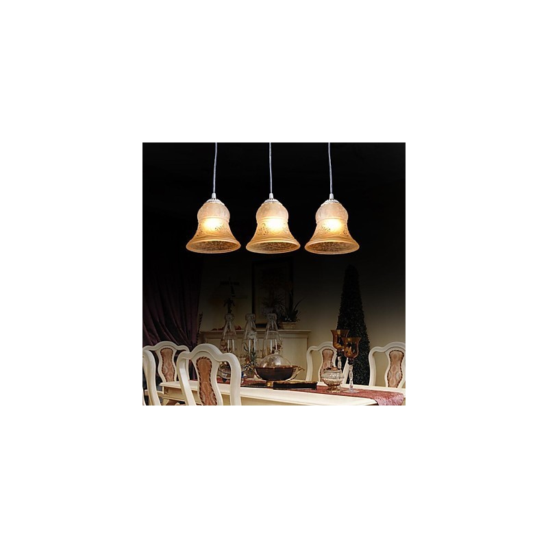 Lámpara colgante blanca de tres luces con pantalla de cristal dorado a mano, estilo retro clásico europeo.