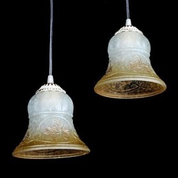 Lámpara colgante blanca de tres luces con pantalla de cristal dorado a mano, estilo retro clásico europeo.