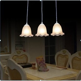 Lámpara colgante de tres luces blanca europea retro clásica