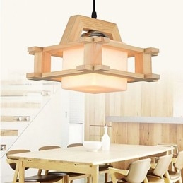 Lámpara de madera maciza