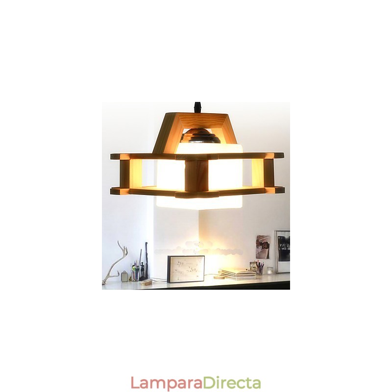 Lámpara de madera maciza