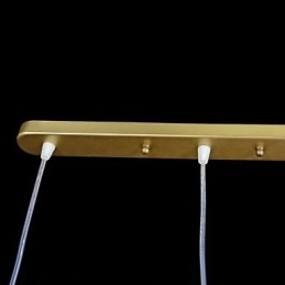 Lámpara colgante de bronce con tres luces y pantalla de cristal, estilo retro clásico europeo.