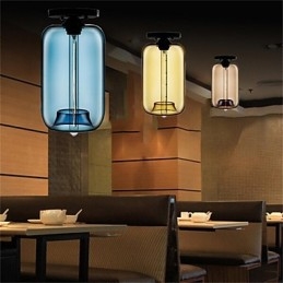 Lámpara colgante de cristal de una sola cabeza, estilo retro y creativo, en una cafetería con pecera.