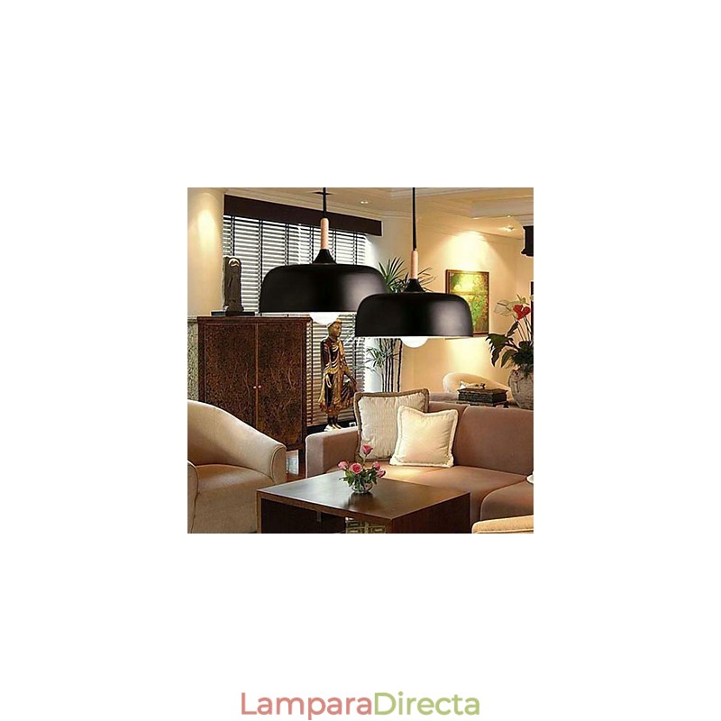 Lámpara colgante de metal con pintura campestre
