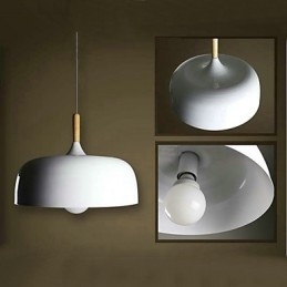 Lámpara colgante de metal con pintura campestre