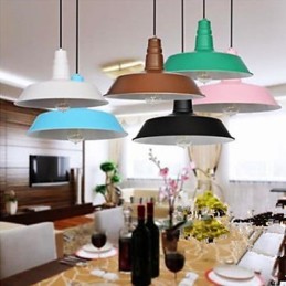 Lámpara colgante de un solo cabezal para loft