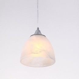 Lámpara colgante moderna con dosel oblongo y copa de vino de tres luces
