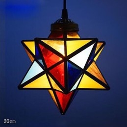 Lámpara colgante moderna con estrellas y diseño creativo de individualidad artística