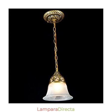 Lámpara colgante de metal de bronce retro, clásica y tradicional. Lámpara colgante de metal de bronce retro, clásica y tradicional.