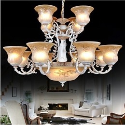 Lámpara de araña blanca de quince luces con pantalla de cristal dorada a mano, estilo retro clásico europeo.