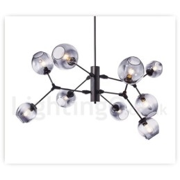 Lámpara de araña con pantalla de cristal de estilo moderno y contemporáneo.