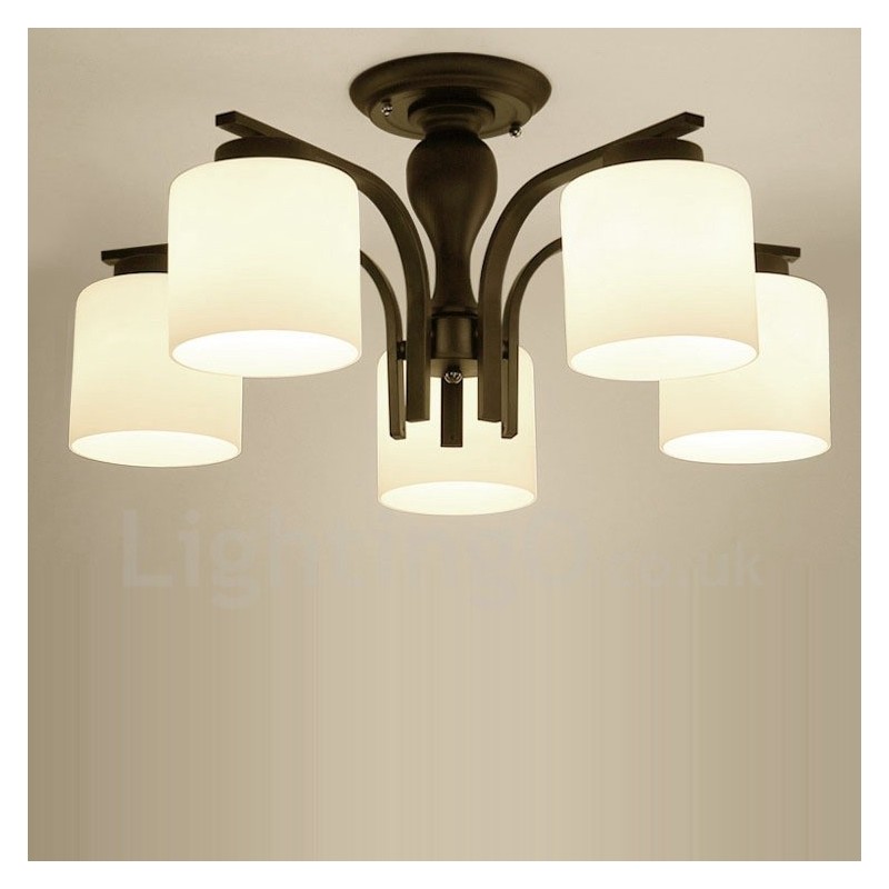 Lámpara de araña de metal integrada de 5 luces con pantalla de cristal