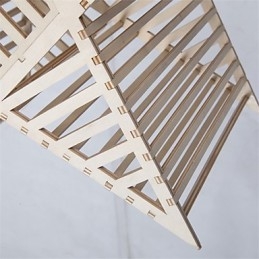 Lámpara de araña vintage de madera con forma de estrella de cinco puntas