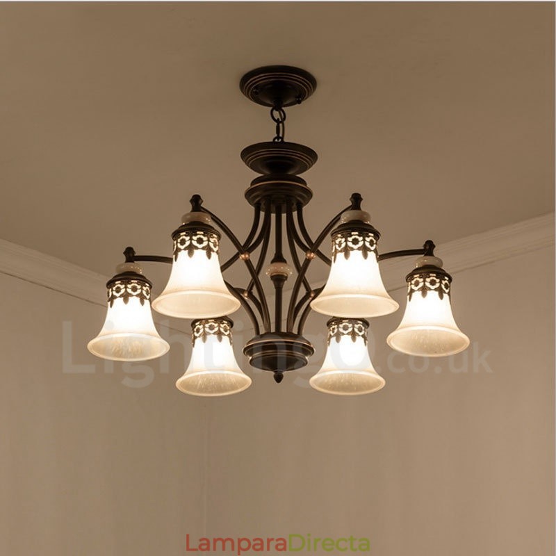 Lámpara de araña clásica tradicional de metal integrada de 6 luces