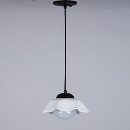 Lámpara de araña de 2 focos con diseño de cabaña rústica para diseñadores de interiores de metal.