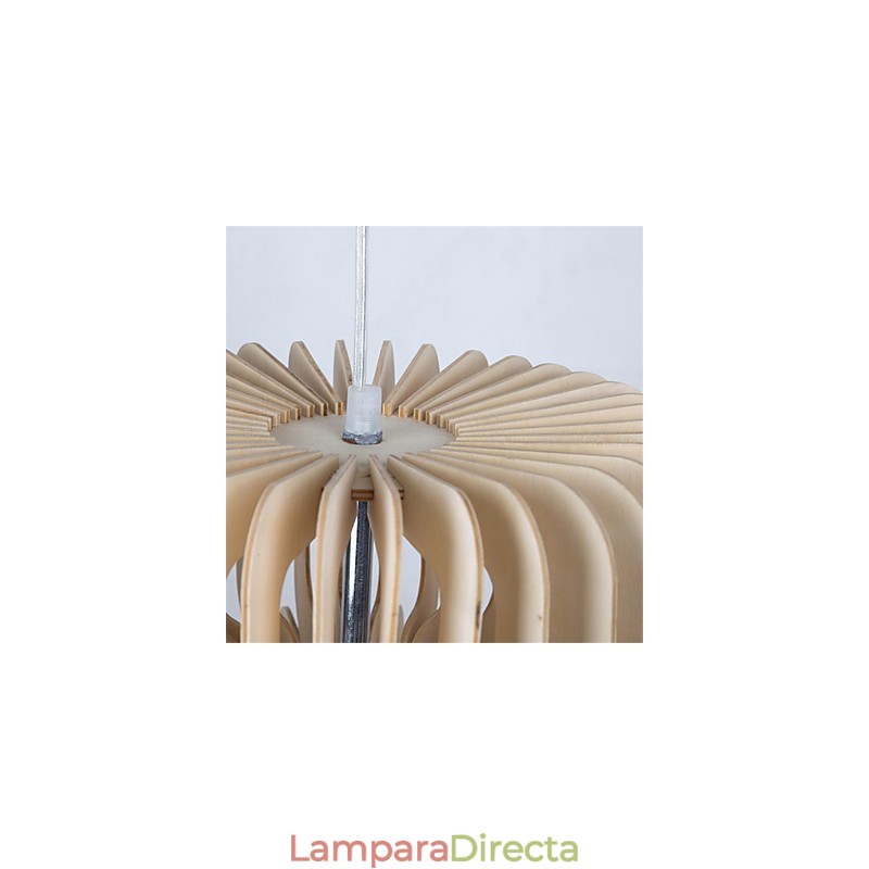 Lámpara de araña vintage de madera con forma de pastel de tres capas