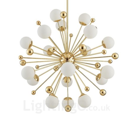 Lámpara de techo moderna y contemporánea de 18 luces con baño de cobre y pantalla de cristal con forma de bola blanca. Lámpara de techo moderna y contemporánea de 18 luces con baño de cobre y pantalla de cristal con forma de bola blanca.