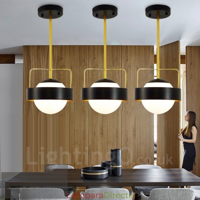 Lámpara de techo moderna contemporánea de 1 luz, lámpara colgante con baño de cobre y pantalla de cristal esférico blanco y negro.