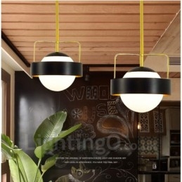 Lámpara de techo moderna contemporánea de 1 luz, lámpara colgante con baño de cobre y pantalla de cristal esférico blanco y negro.