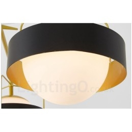 Lámpara de techo moderna contemporánea de 3 luces con baño de cobre y pantalla de cristal esférico blanco y negro.