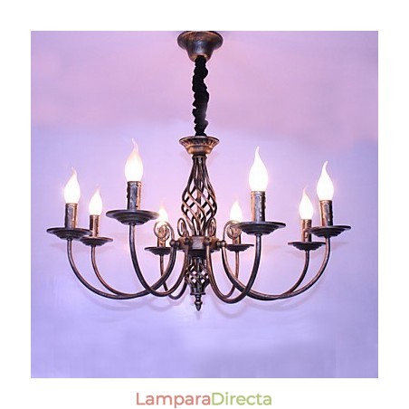 Lámpara de araña de metal estilo vela de diseñadores retro. Lámpara de araña de metal estilo vela de diseñadores retro.