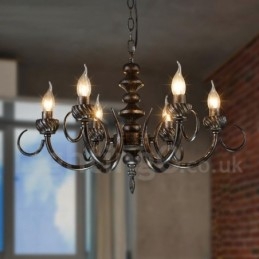 Lámpara colgante de acero de estilo industrial para tienda.