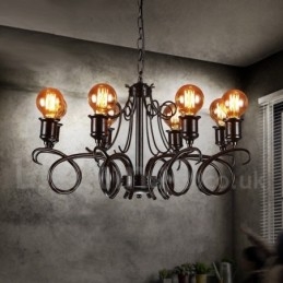 Lámpara colgante de acero de estilo industrial para tienda.