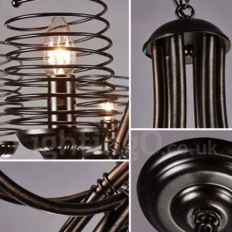 Lámpara colgante de acero de estilo industrial para tienda.