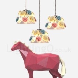 Lámpara colgante de techo con forma de macarrón y flores multicolores con pantalla de cristal