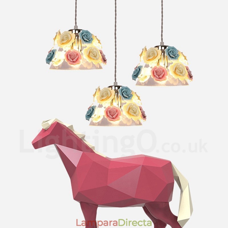 Lámpara colgante de techo con forma de macarrón y flores multicolores con pantalla de cristal