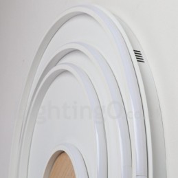 Lámpara de techo ultrafina de madera con anillos blancos regulables, también se puede usar como luz de pared.