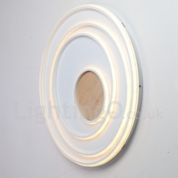 Lámpara de techo ultrafina de madera con anillos blancos regulables, también se puede usar como luz de pared.