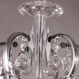 Elegante candelabro de cristal cromado