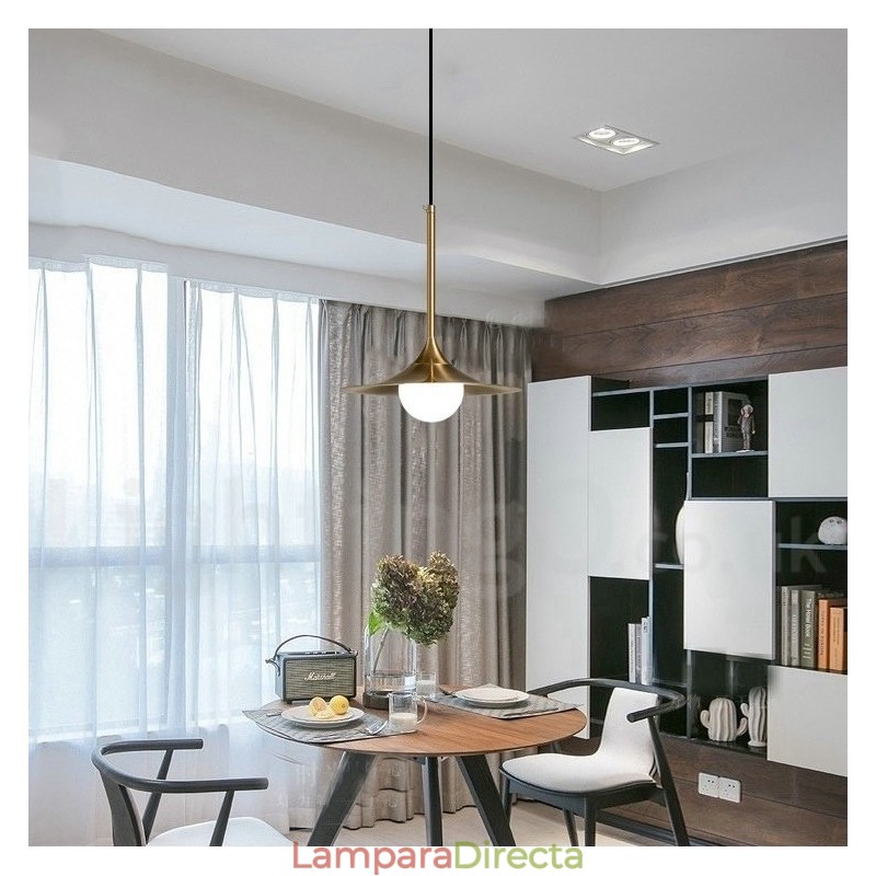 Lámpara colgante estilo industrial, estilo mini, dorada, galvanizada, con acabado pintado y pantalla de vidrio.