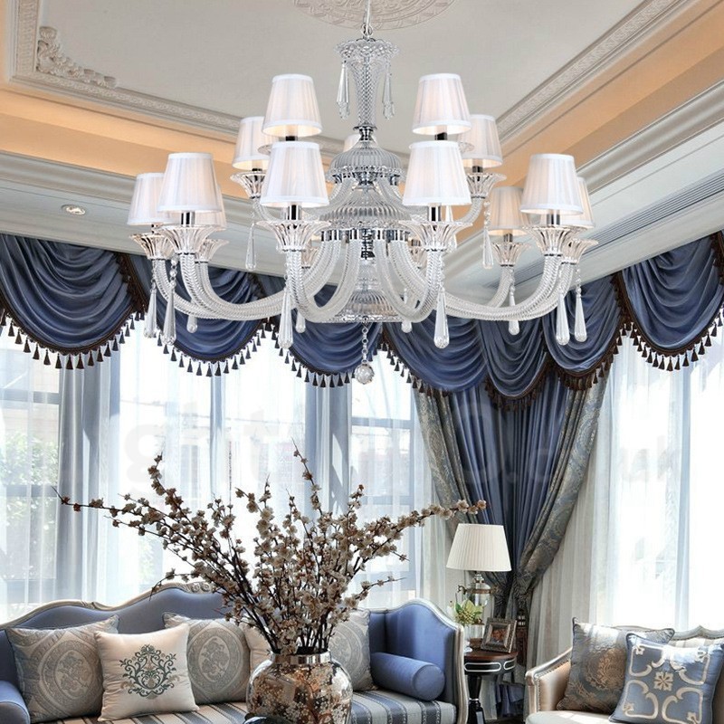 Candelabro de cristal transparente