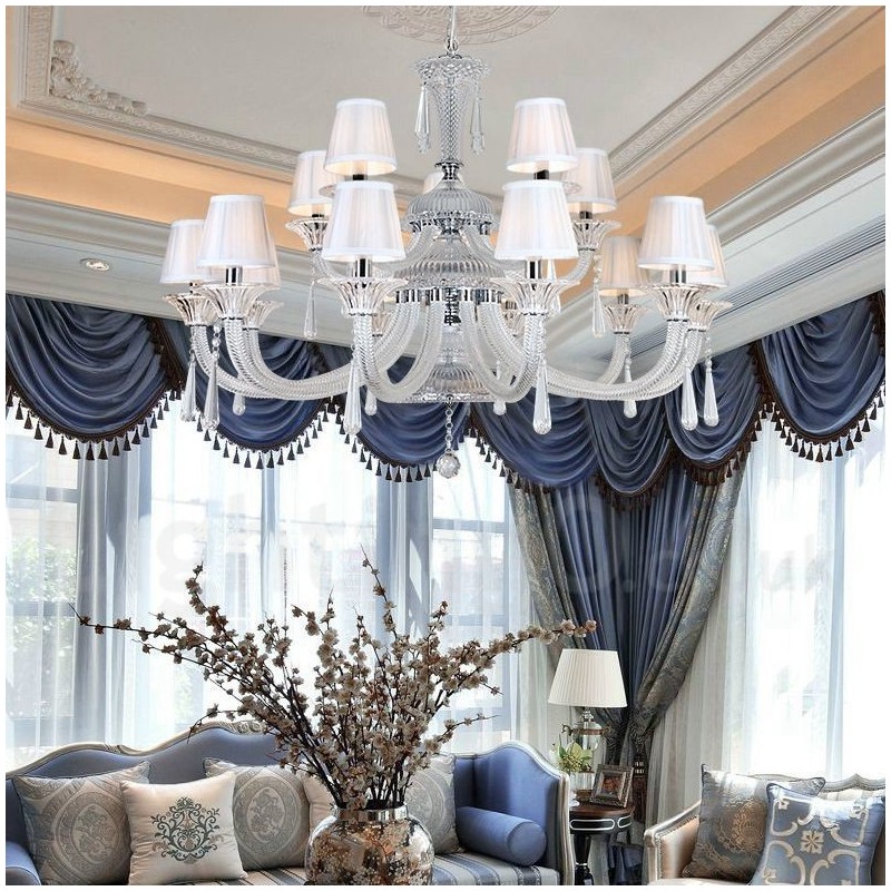 Candelabro de cristal transparente