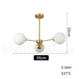 Lámpara colgante moderna de metal con tres luces de latón puro del norte de Europa.