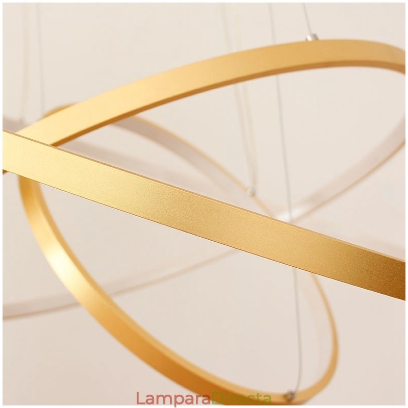 Lámpara colgante regulable con control remoto, diseño moderno dorado, tres anillos.