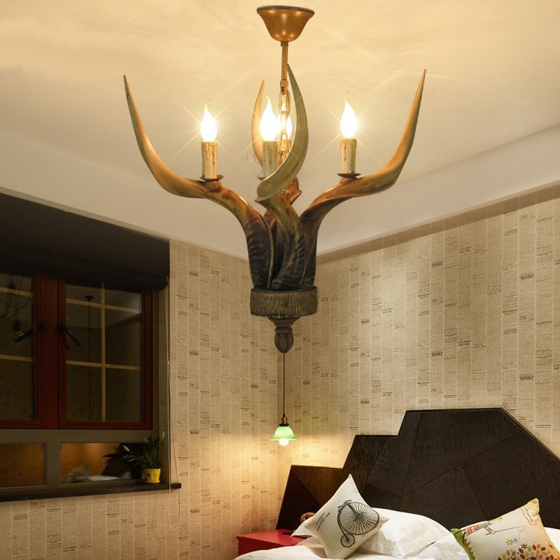 Lámpara de araña antigua de 4 luces con diseño rústico artístico retro de astas