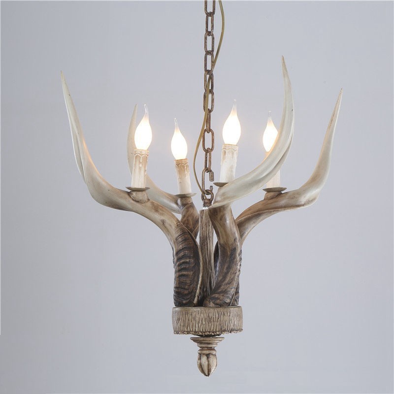 Lámpara de araña antigua de 4 luces con diseño rústico artístico retro de astas