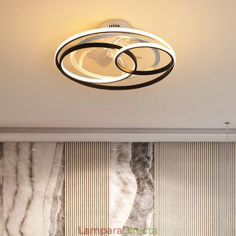 Lámparas de techo modernas con anillos circulares y ventilador de techo de diseño.