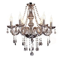 Elegante lámpara colgante de cristal de estilo europeo.